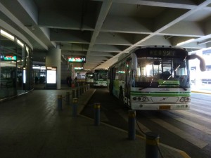 上海虹橋国際国際の東交通中心941路バス乗り場