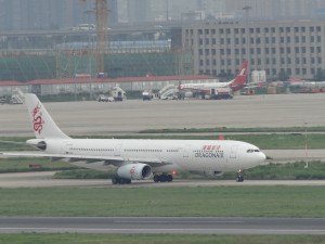 香港ドラゴン航空のA330型機（B-HYB)