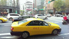 台湾(台北)桃園国際空港からタクシー